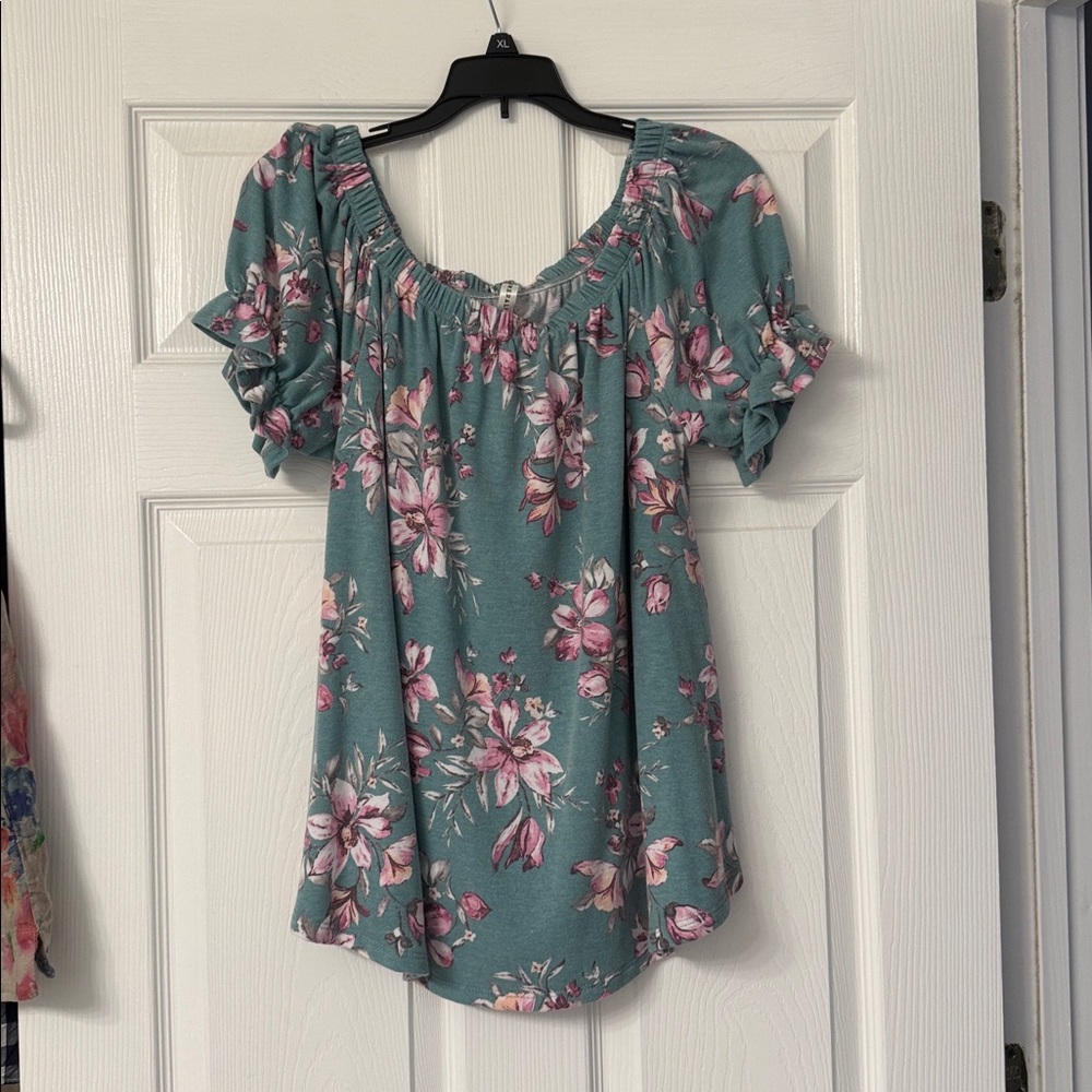 Floral Green Women's Top